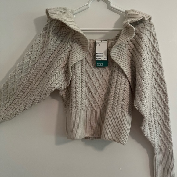 HM ivory flutter sleeve cable knit sweater - Picture 2 of 4